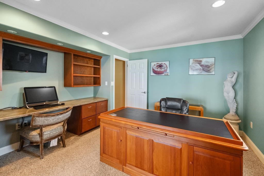 1134 Charlevoix Avenue Unit: 12