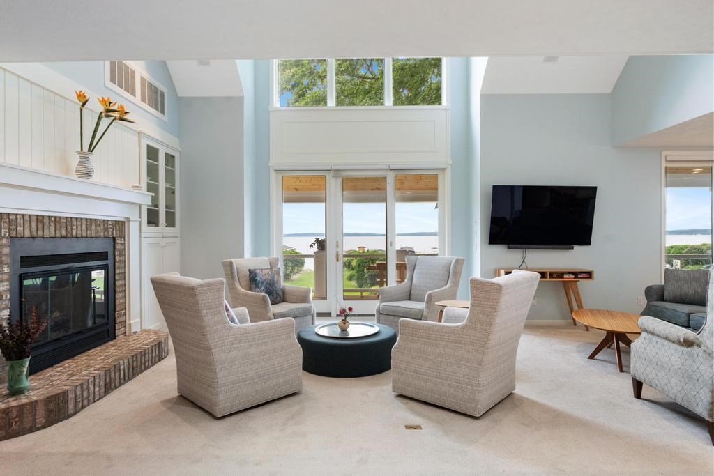 131 C&O CLUB Drive Unit: UNIT 21 C&O CLUB CONDO