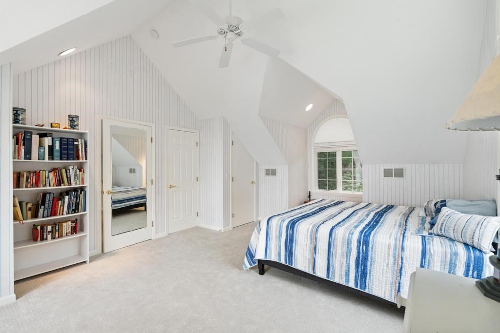 131 C&O CLUB Drive Unit: UNIT 21 C&O CLUB CONDO