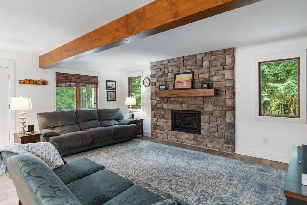 3893 Nelson Drive