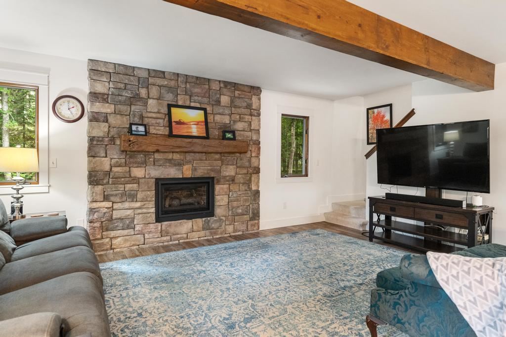 3893 Nelson Drive