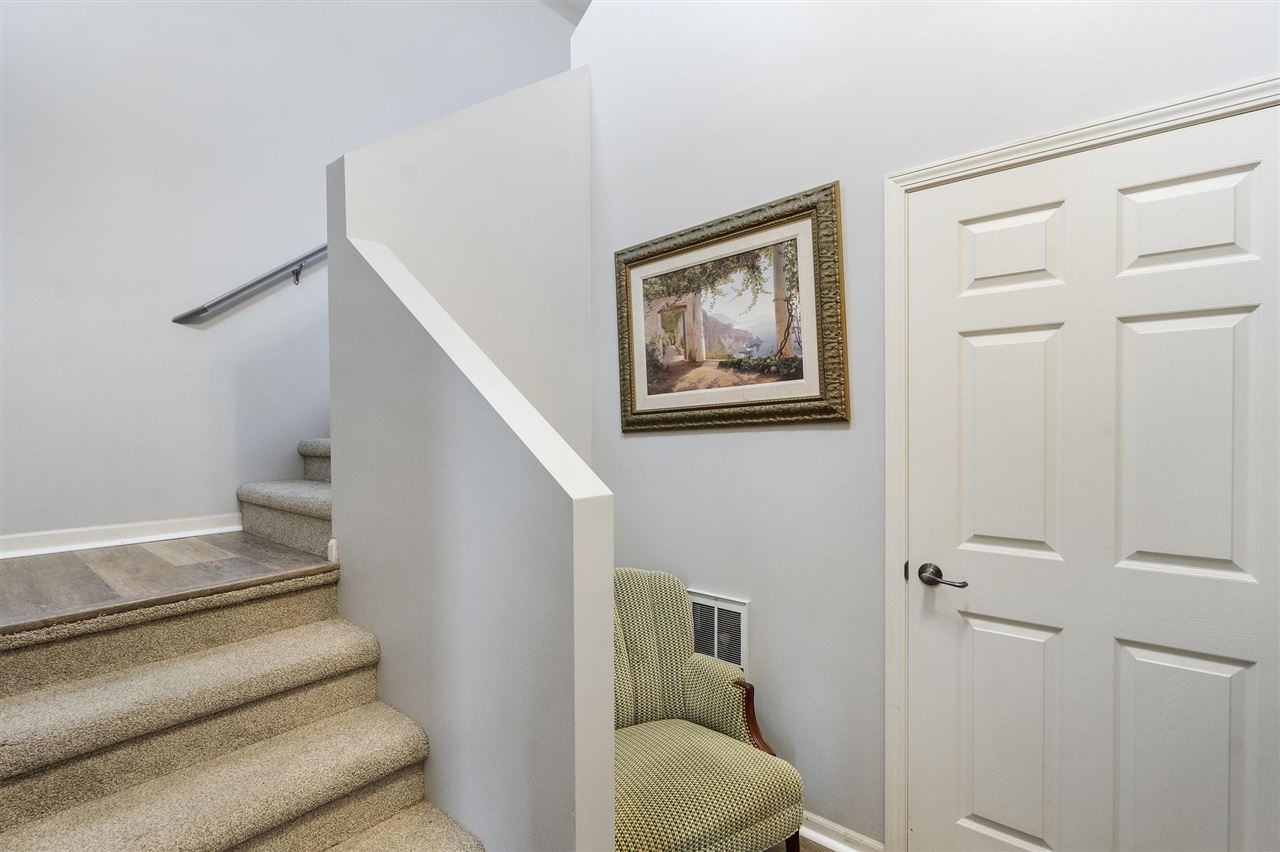 2116 Chelsea Lane
