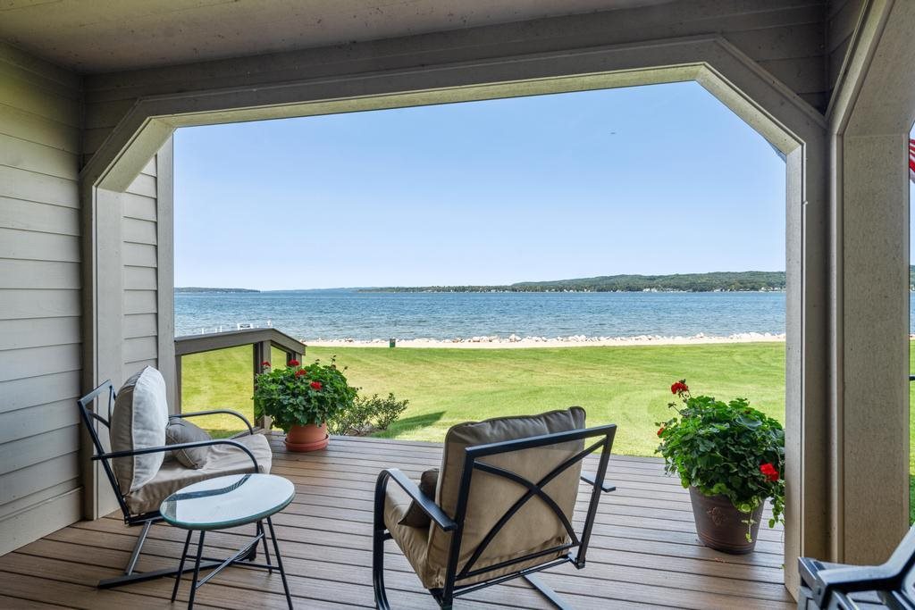 700 Front Street Unit: 77