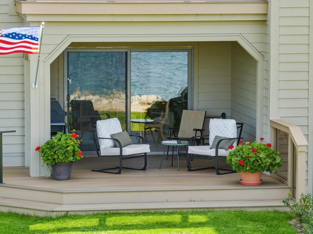 700 Front Street Unit: 77