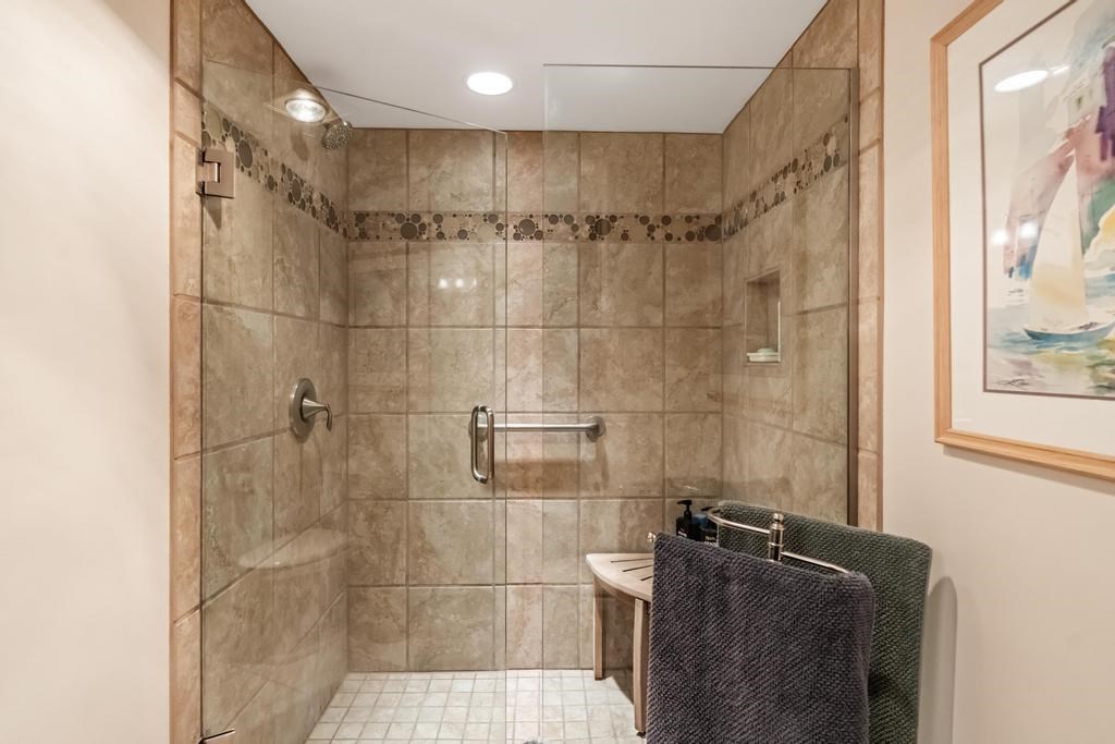 700 Front Street Unit: 77