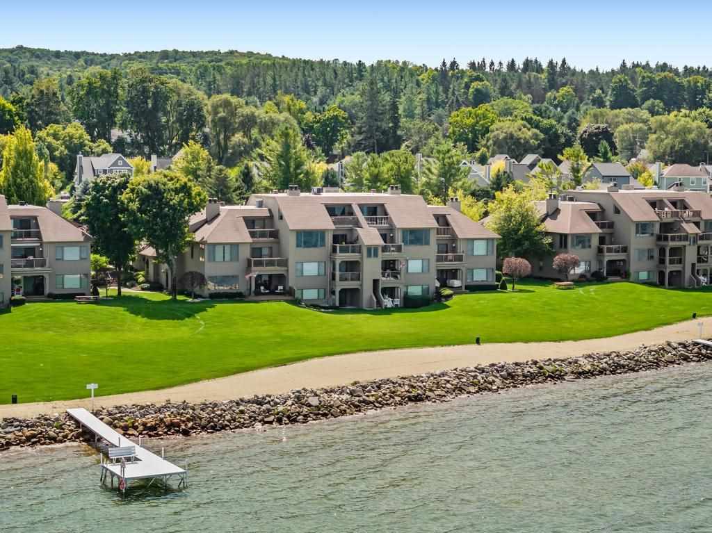 700 Front Street Unit: 77