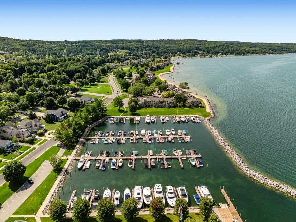 700 Front Street Unit: 77