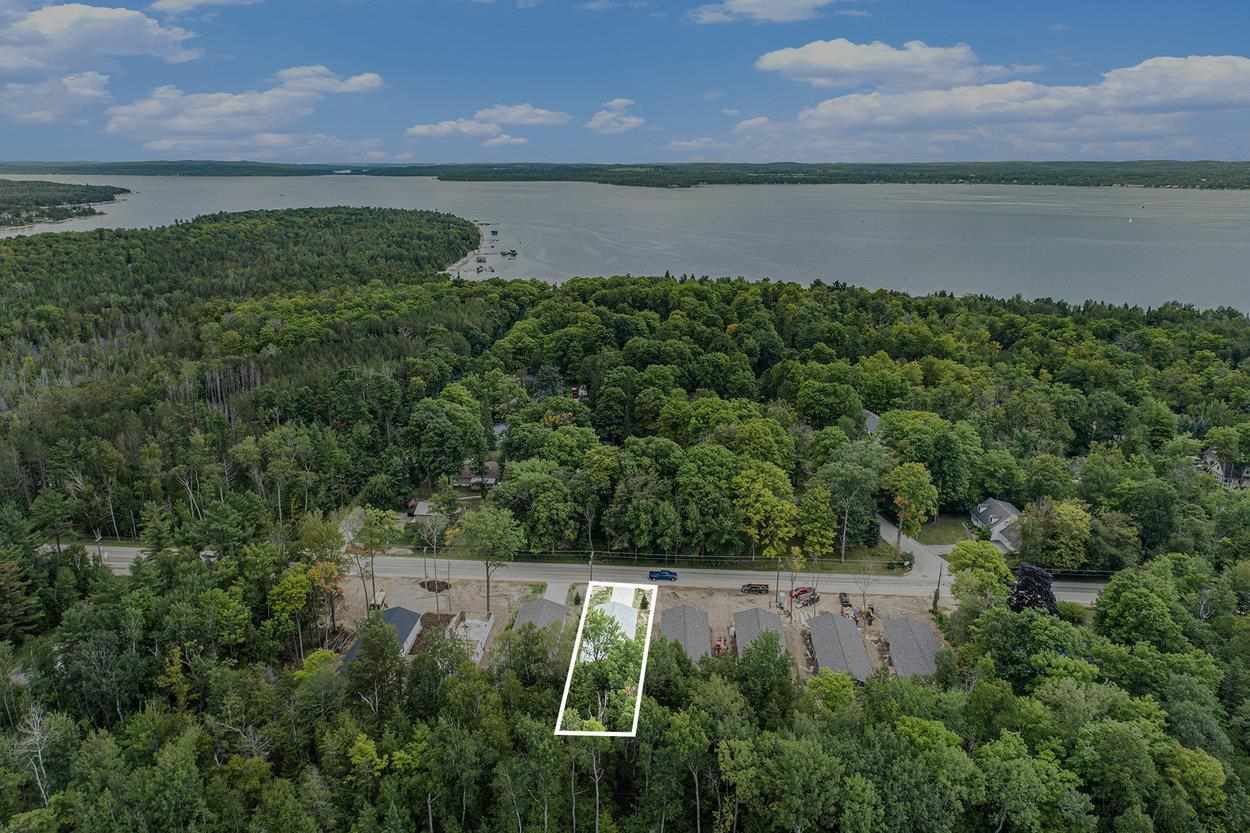 12265 Boyne City Road Unit: 5