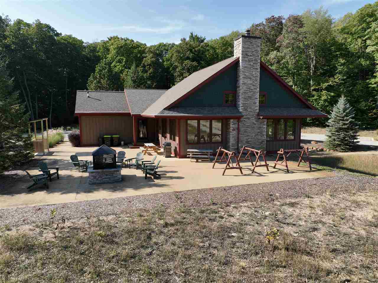 72 Turnberry Trail
