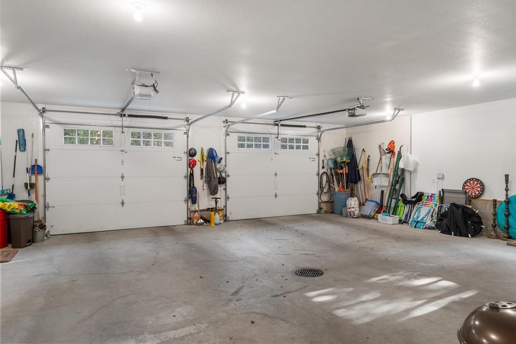 4030 Lakeshore Road