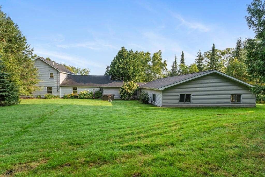 4030 Lakeshore Road