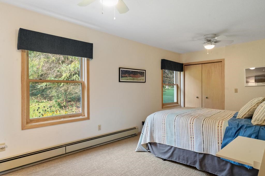 4030 Lakeshore Road