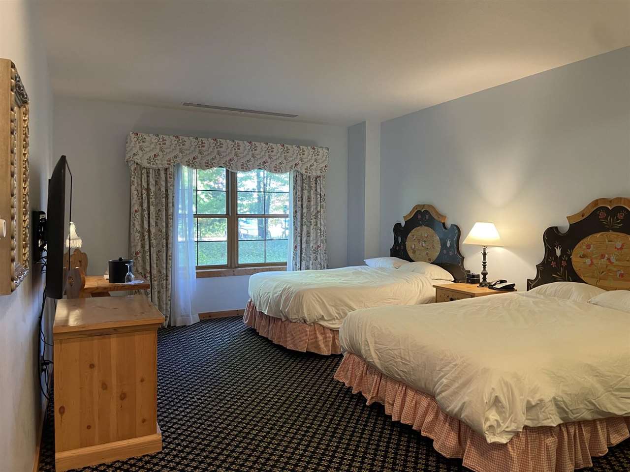02780 Boyne Mountain Road Unit: Unit 94 "B" / Doors #165/167 Innsbruck Suite