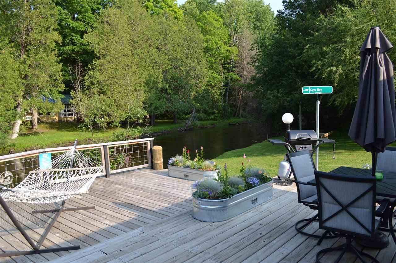05150 Thorsen River Drive