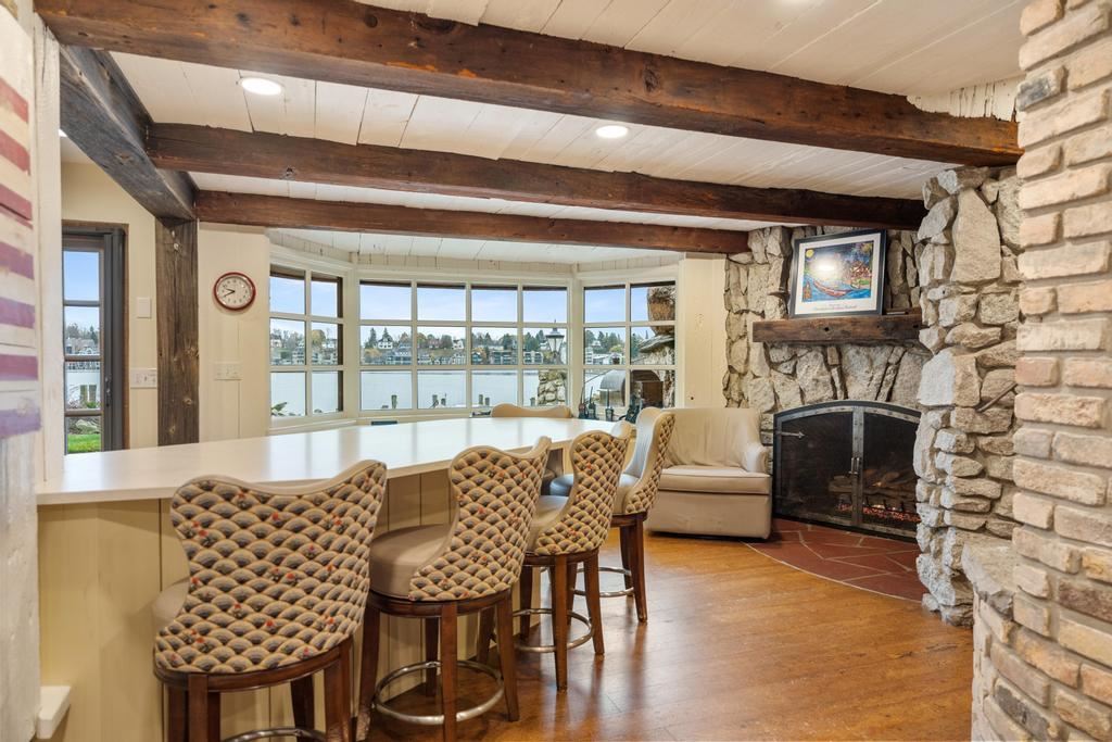 1 Thistle Downs Drive