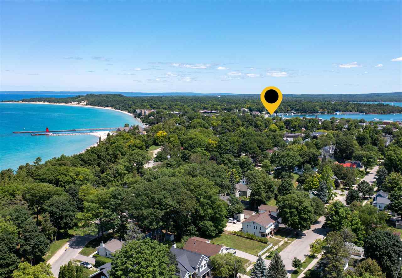 1 Thistle Downs Drive