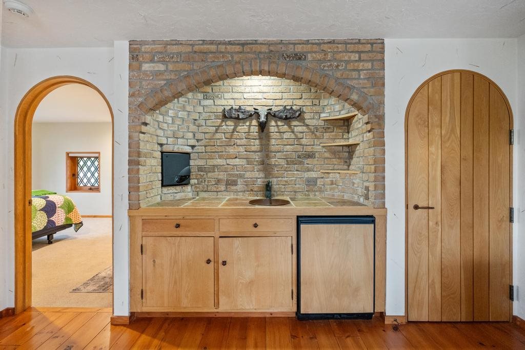 1 Thistle Downs Drive