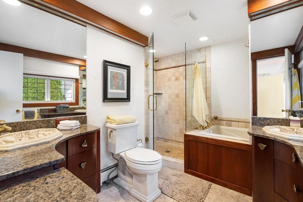 1 Thistle Downs Drive