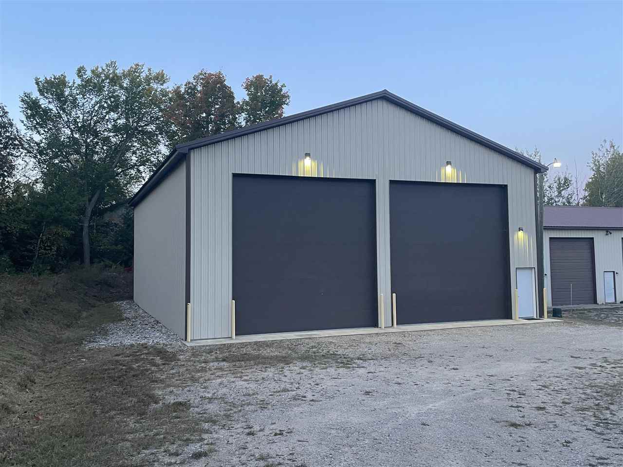 5801 LOEB Road Unit: 10