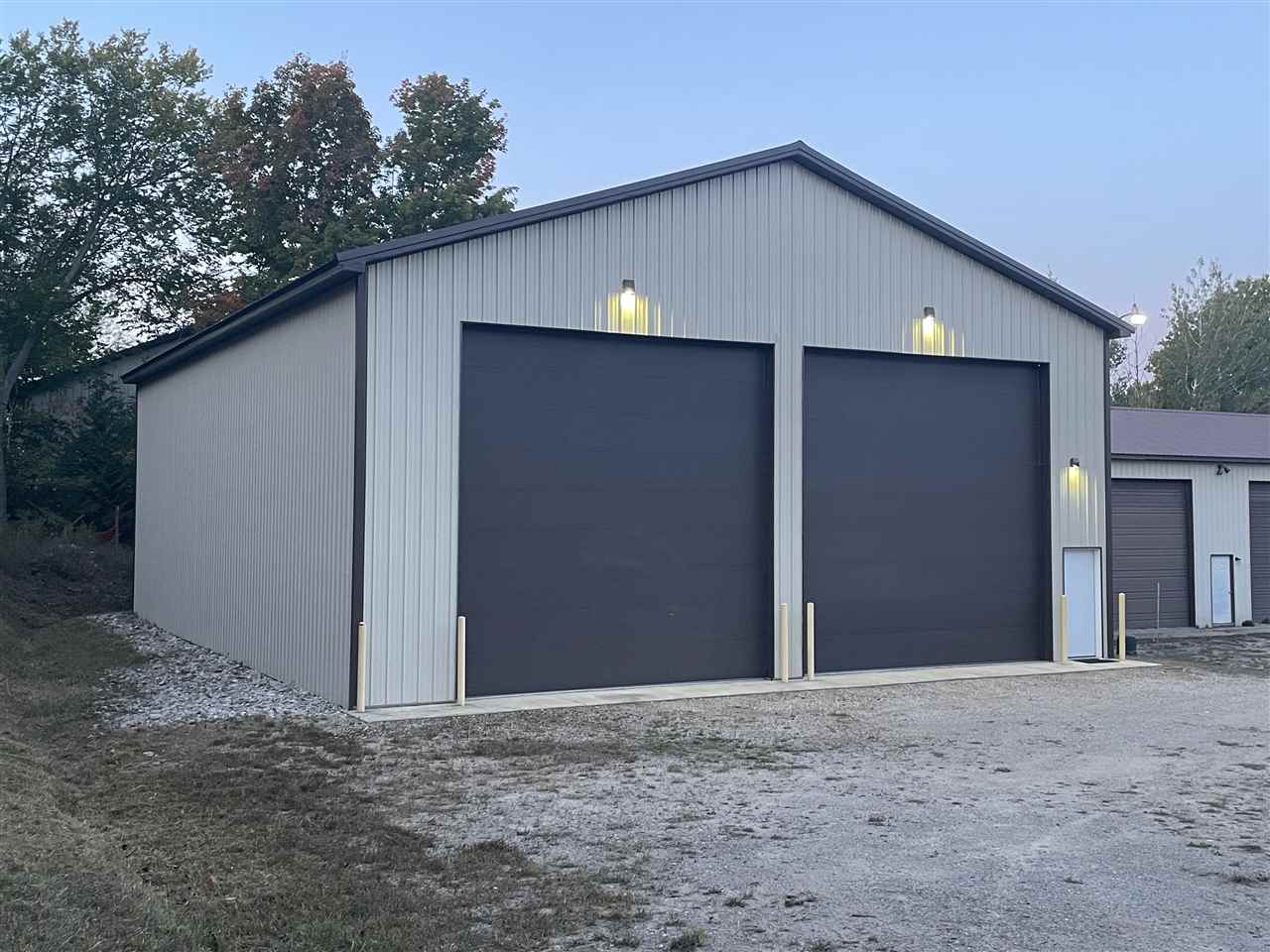 5801 LOEB Road Unit: 10