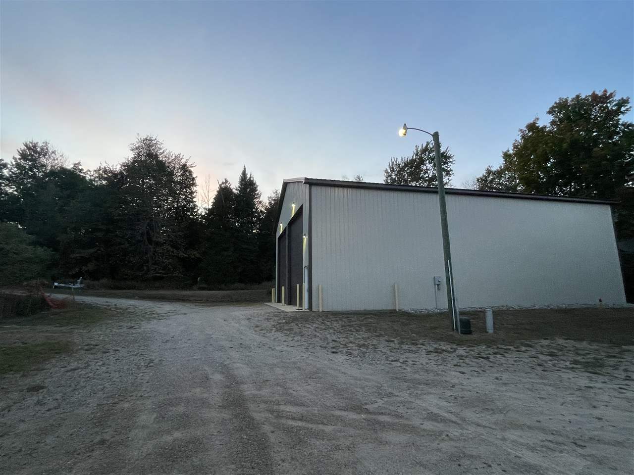 5801 LOEB Road Unit: 10