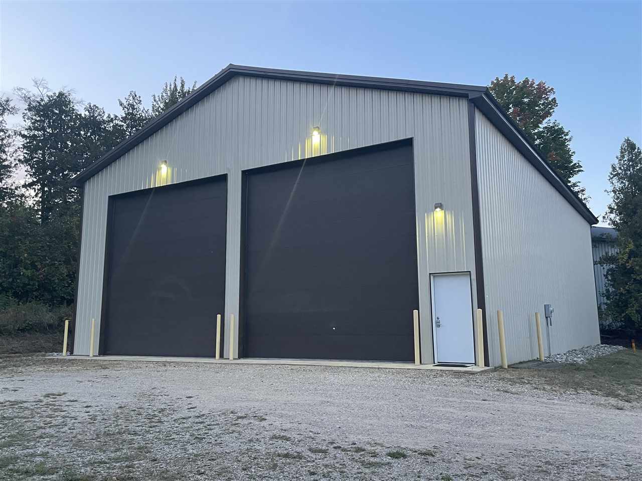 5801 LOEB Road Unit: 10