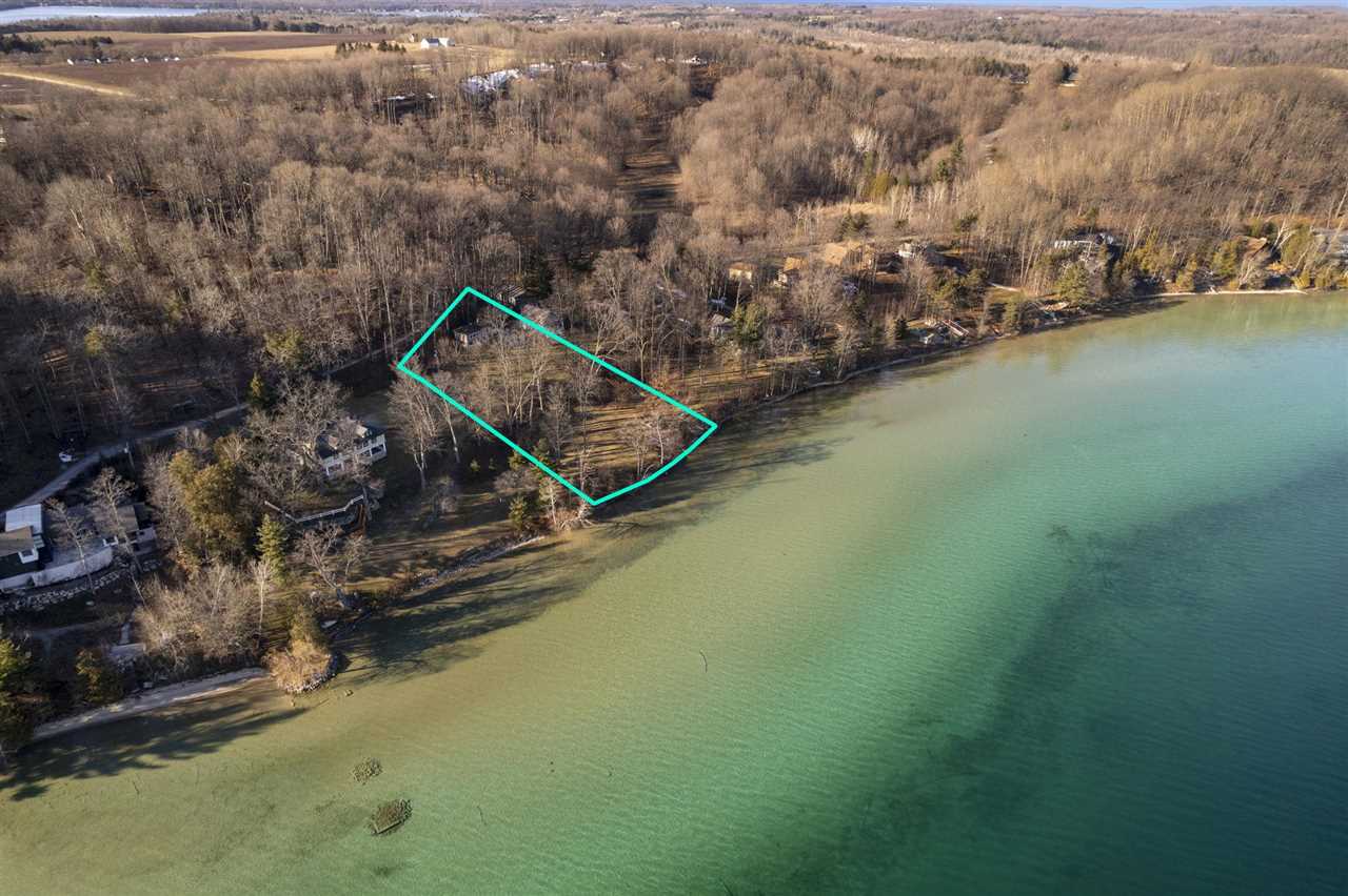 8817 Brettonwood Shores Road