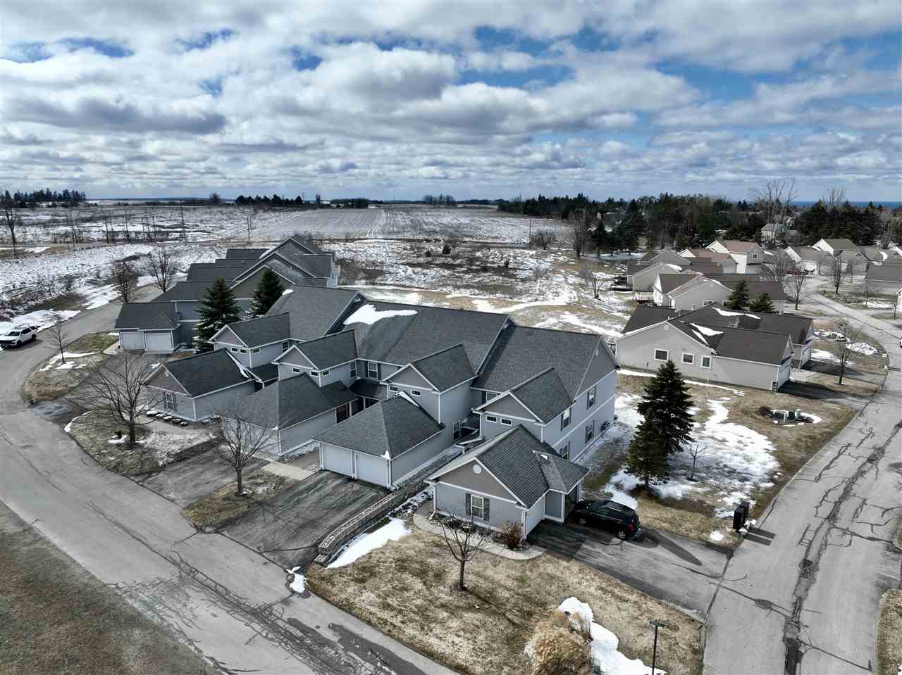 1513 Castle Drive Unit: 85