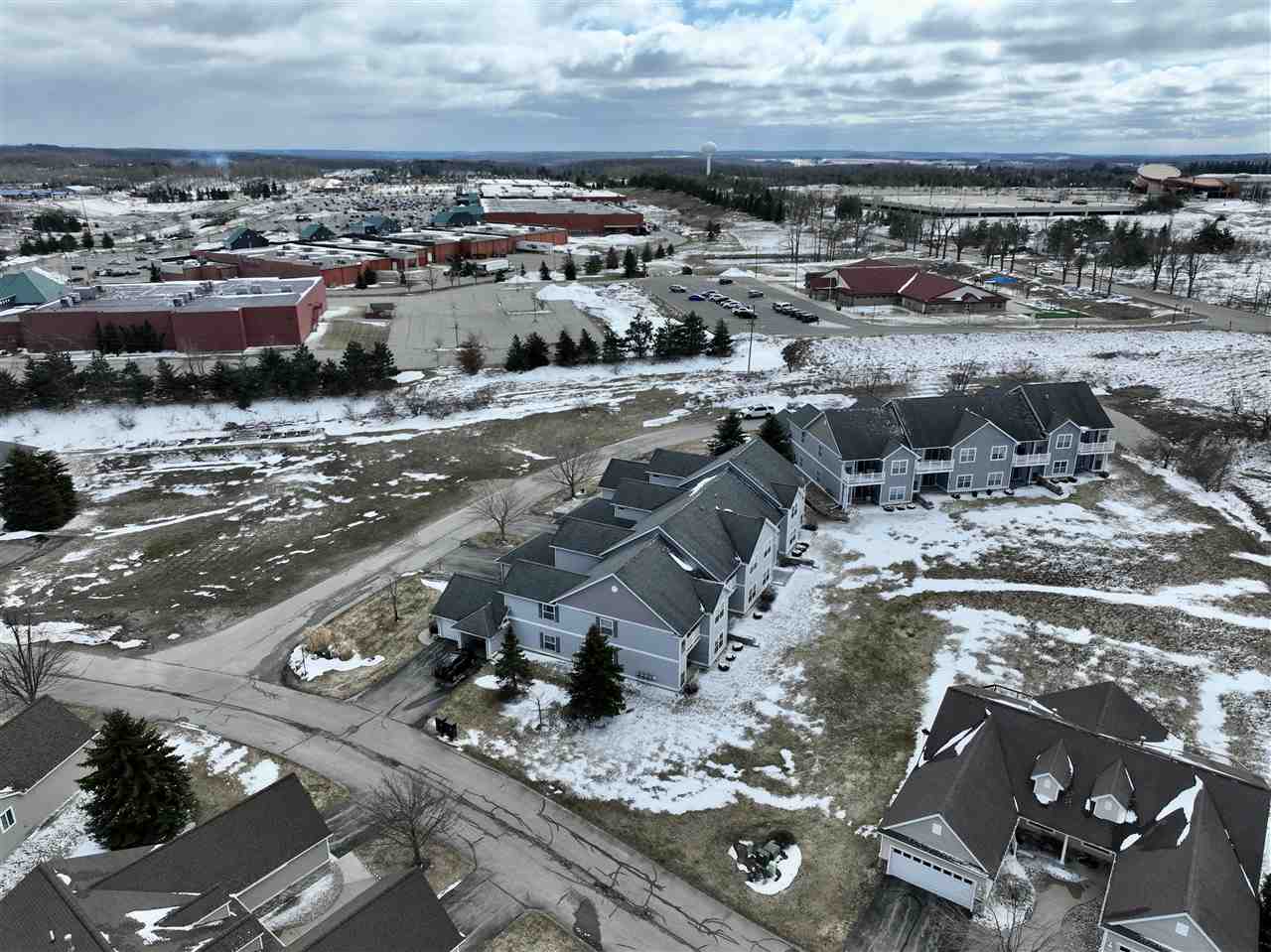 1513 Castle Drive Unit: 85