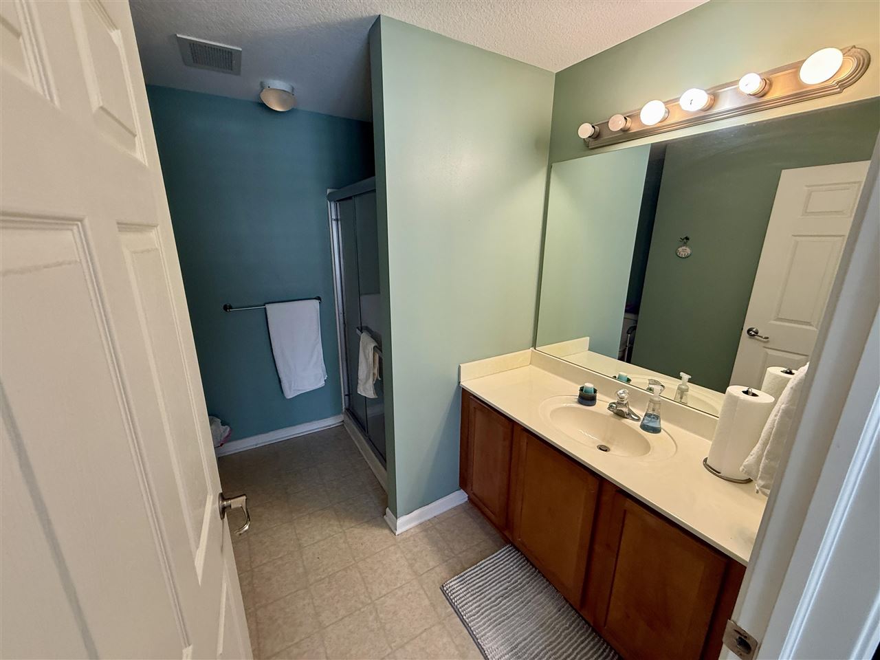 1513 Castle Drive Unit: 85