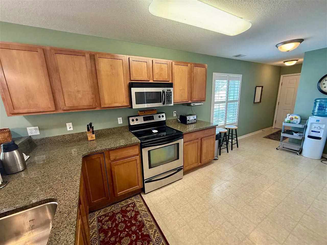 1513 Castle Drive Unit: 85