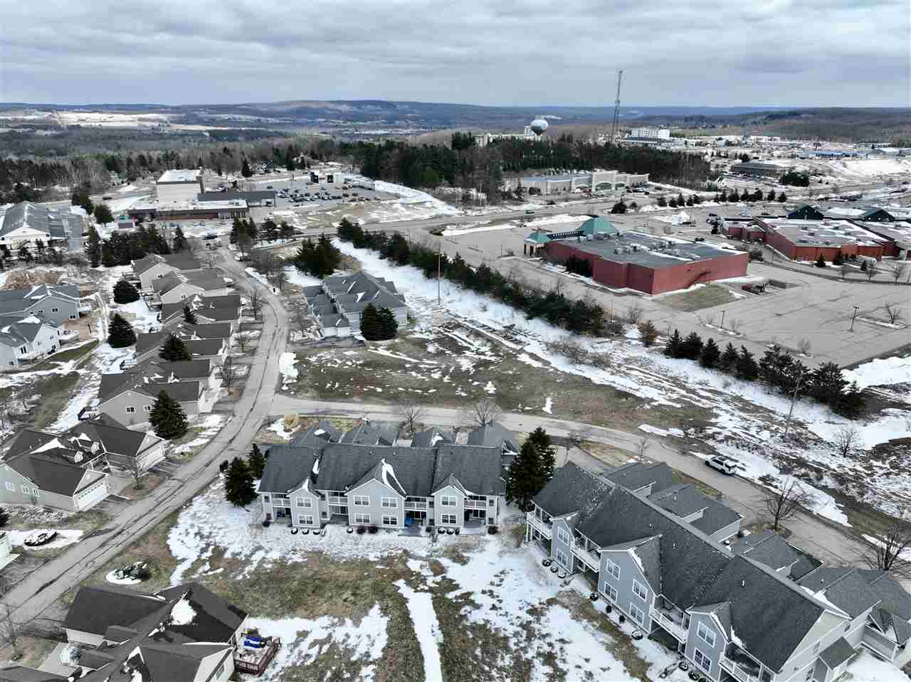 1513 Castle Drive Unit: 85