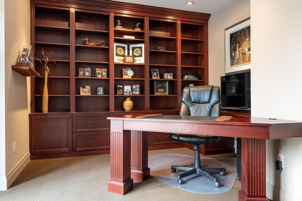 6579 Woods Creek Drive