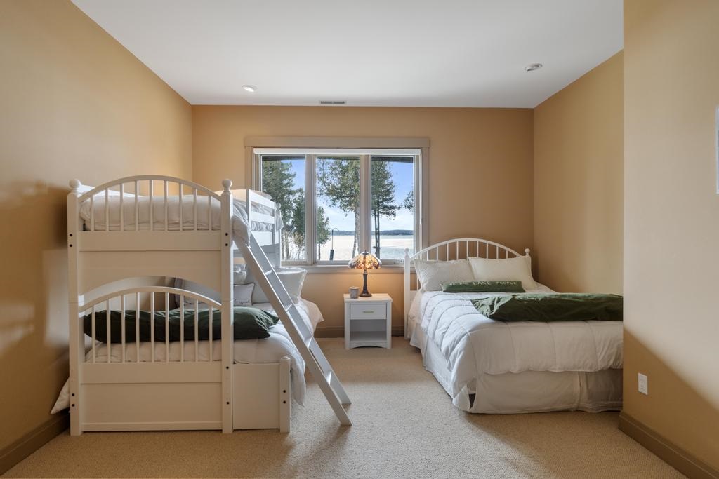 6579 Woods Creek Drive