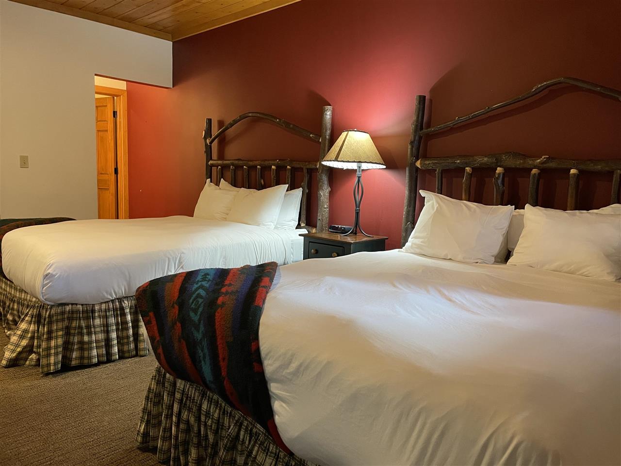 1075 Cabin Drive Unit: Unit #818 "D" / Door #818