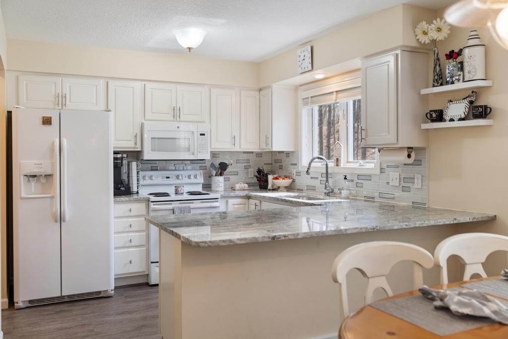 627 Forest Park Lane