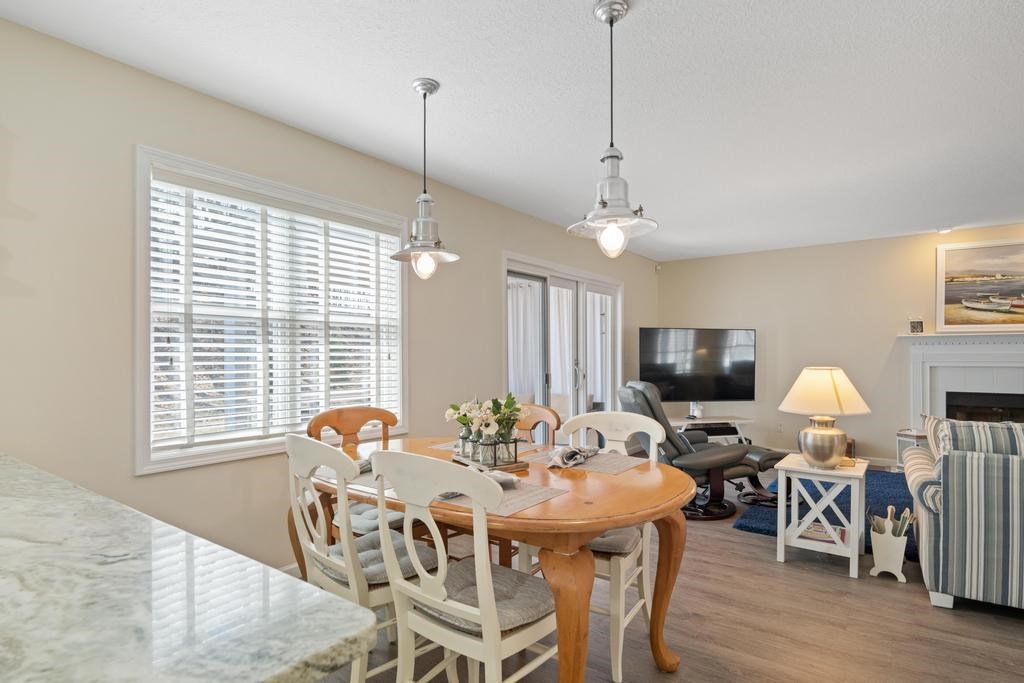 627 Forest Park Lane