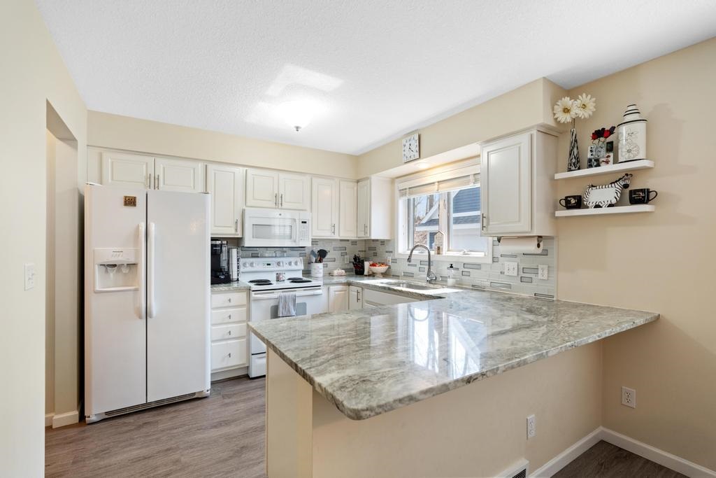 627 Forest Park Lane