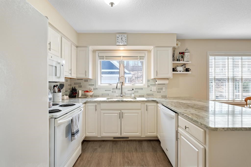 627 Forest Park Lane