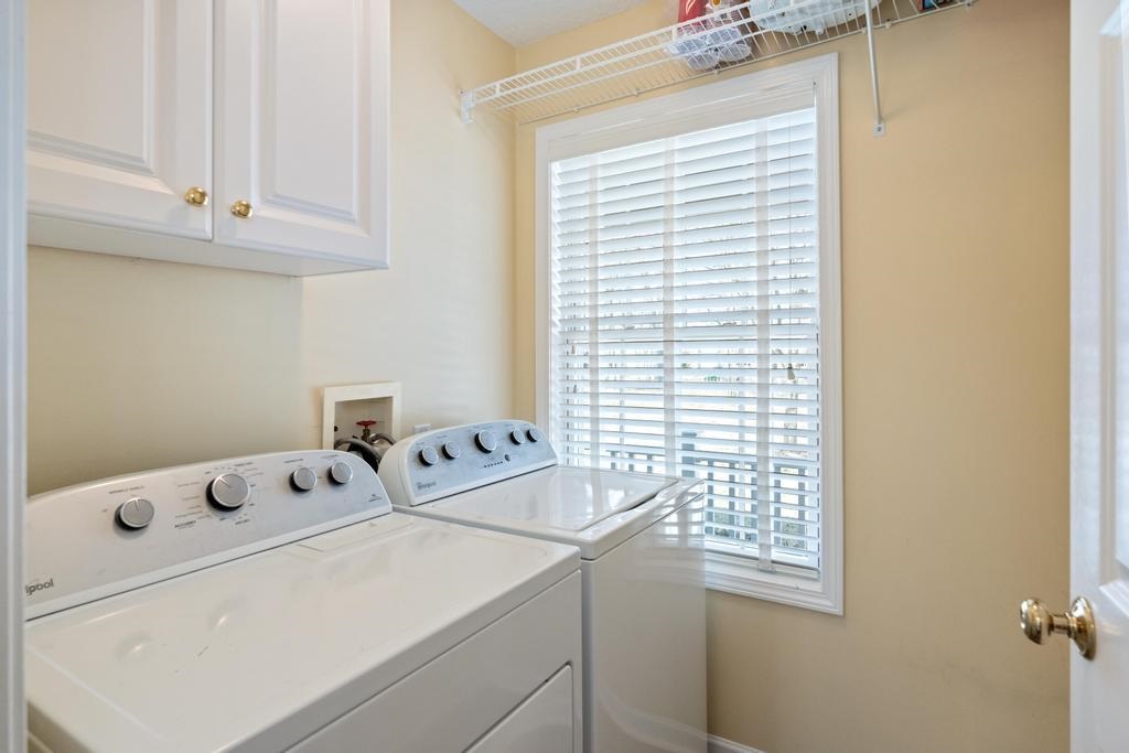 627 Forest Park Lane