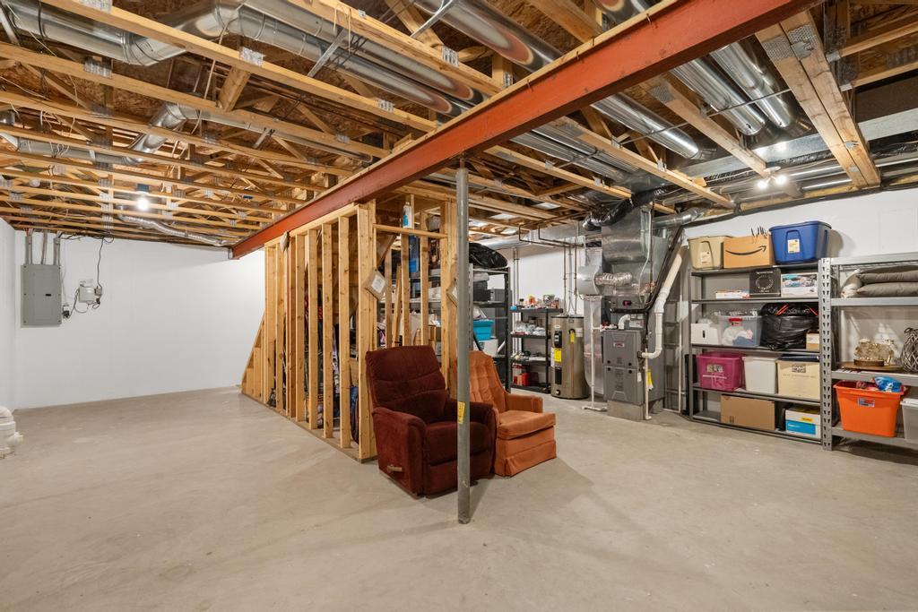 627 Forest Park Lane