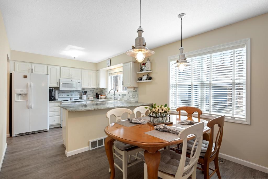 627 Forest Park Lane