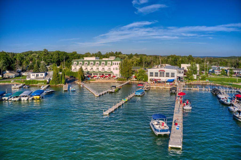 2027 North Shore Drive