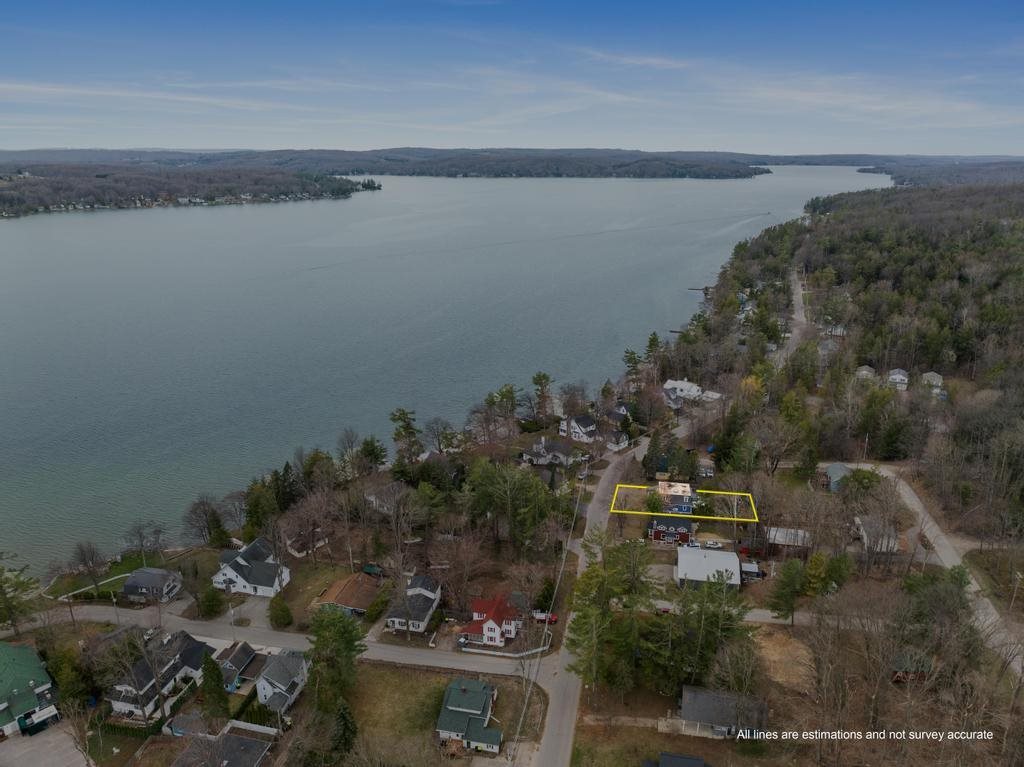 2027 North Shore Drive