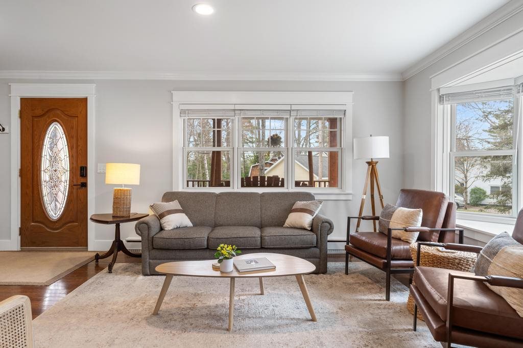 2027 North Shore Drive