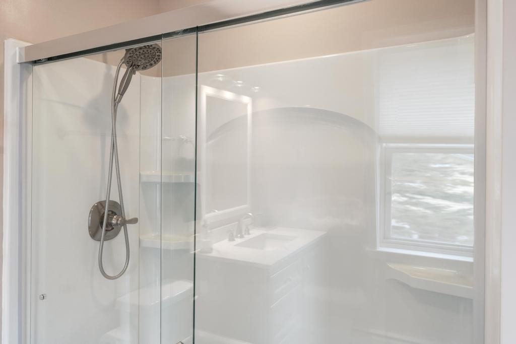 2027 North Shore Drive