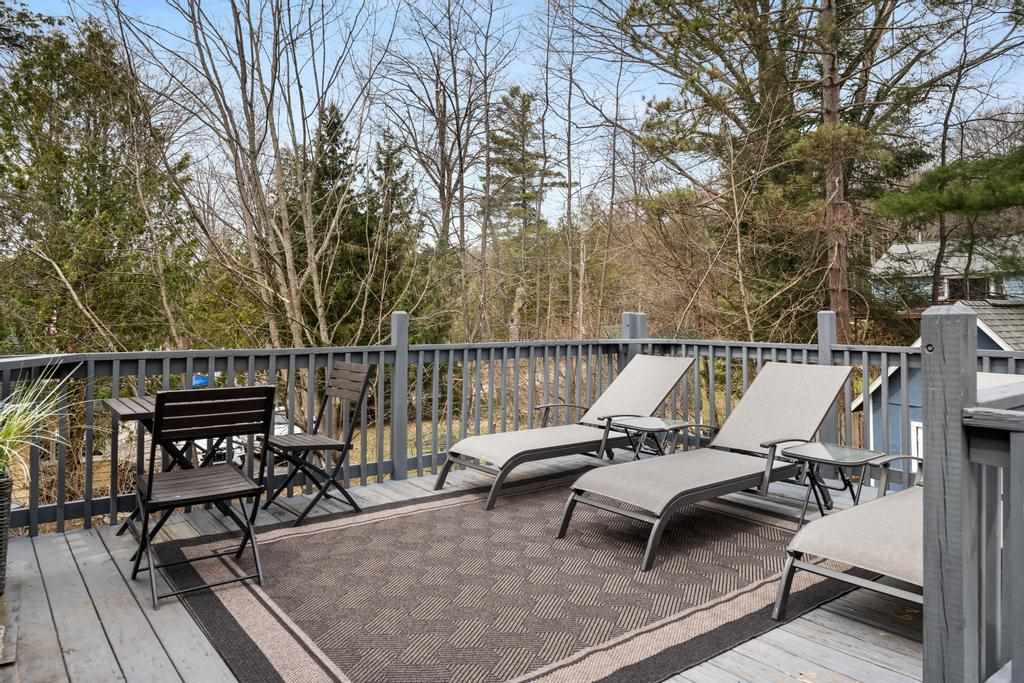 2027 North Shore Drive