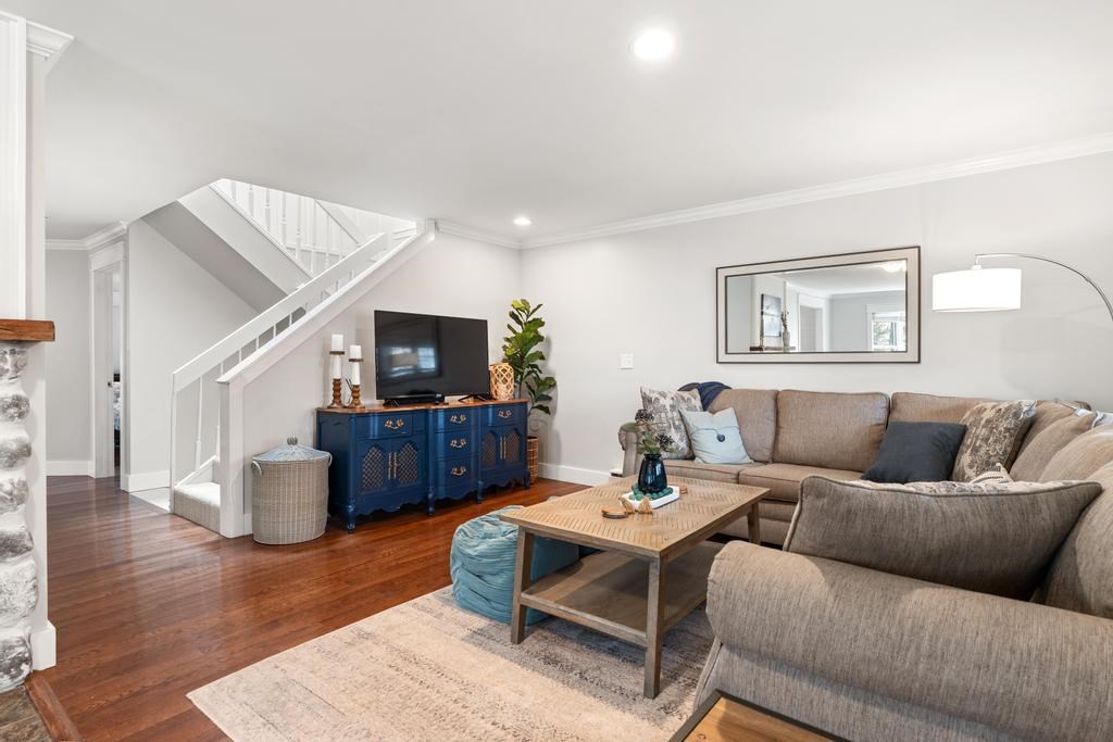 2027 North Shore Drive