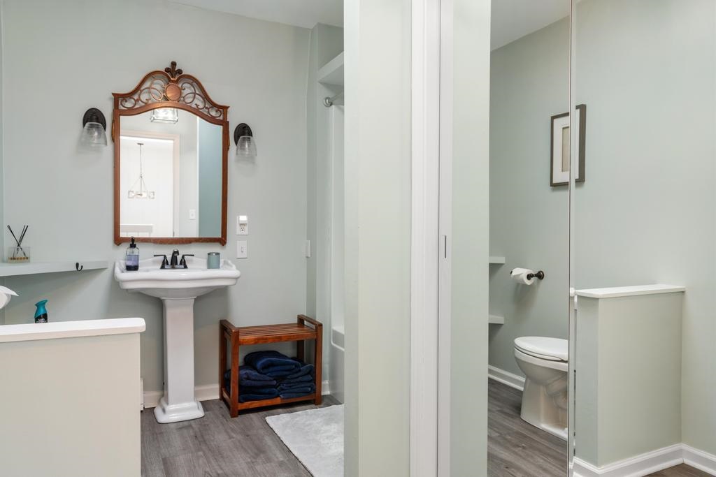 2027 North Shore Drive