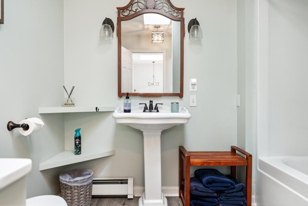 2027 North Shore Drive